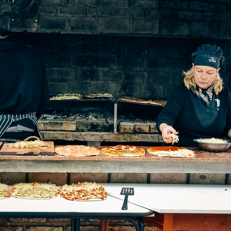 Pizzas, Braseros, Comida para Fiestas